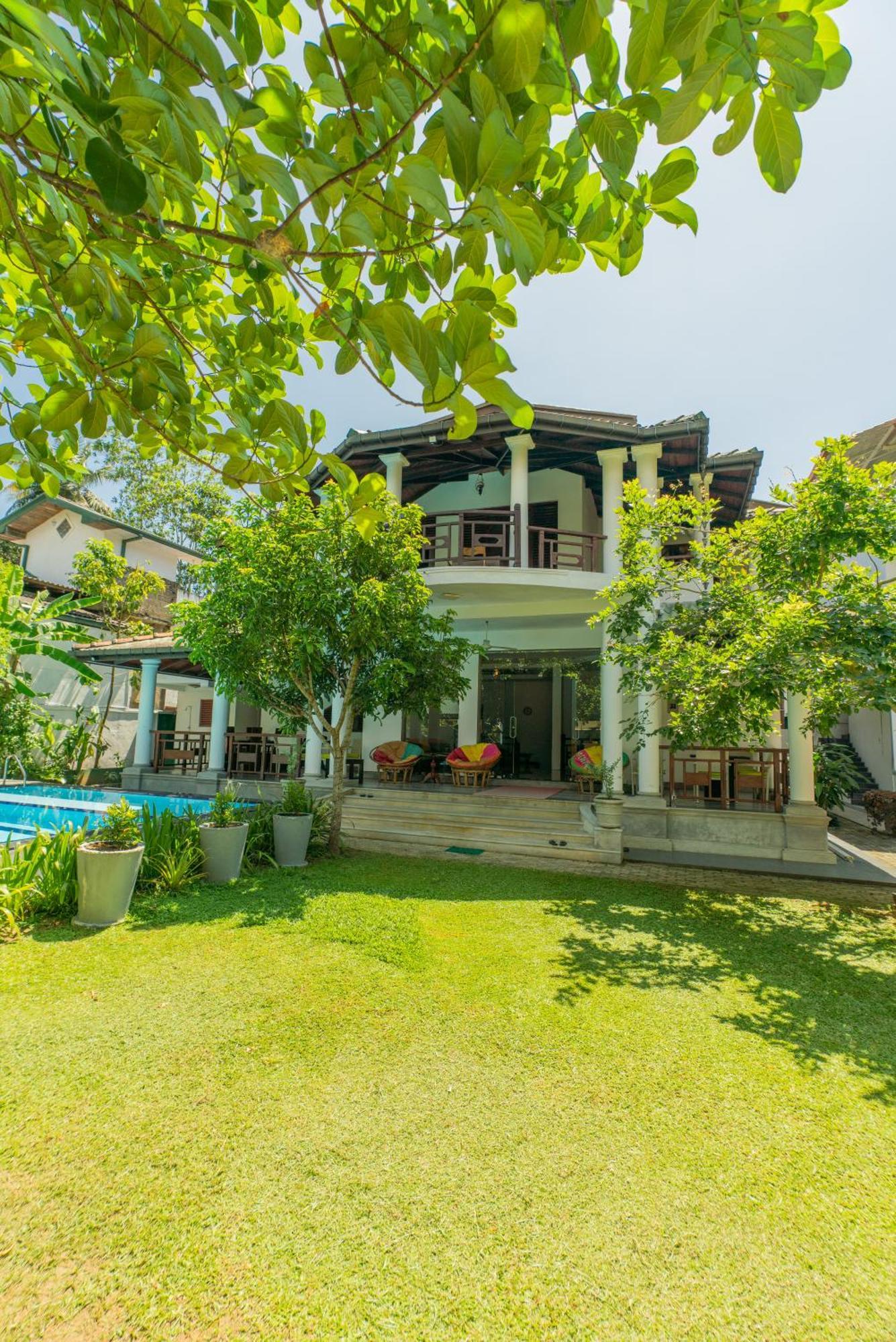 The Calm Of8 Hotel Unawatuna Exterior photo