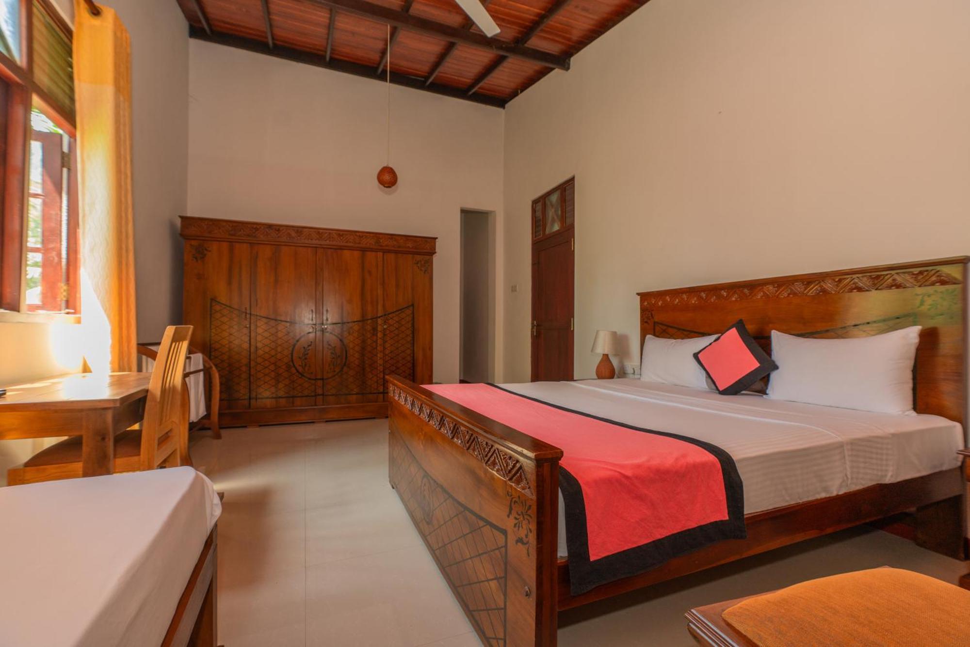 The Calm Of8 Hotel Unawatuna Exterior photo
